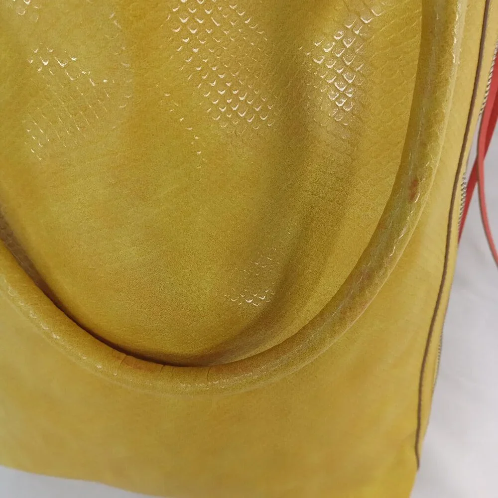 Relic Purse Yellow Purple Faux Leather Reversible Rectangle Shoulder Bag Floral